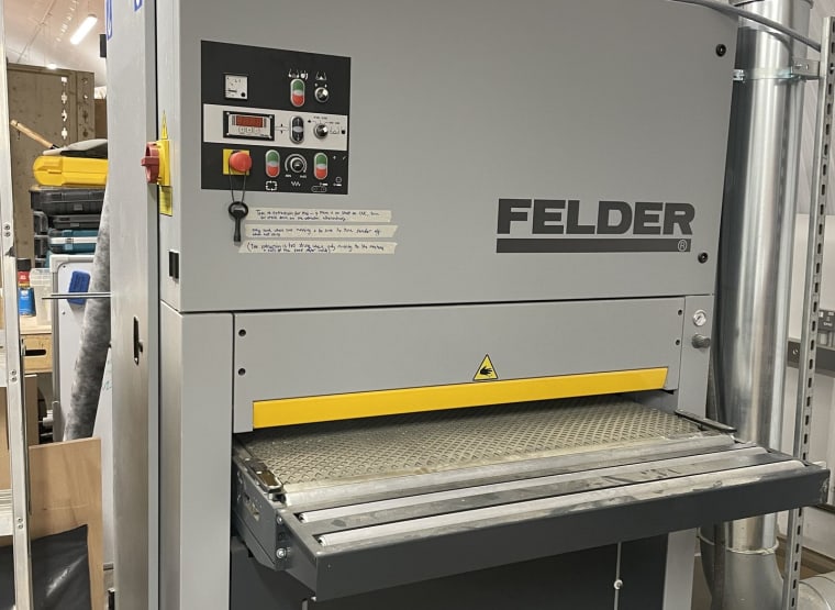Máquina de lixar de cinta larga FELDER FW1102C