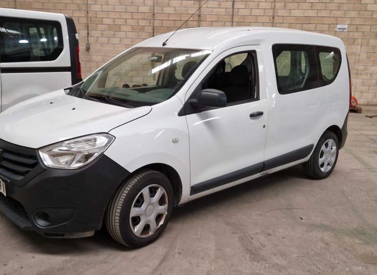 Van dacia cheap