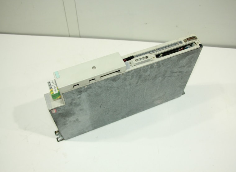 SIEMENS 6SC 6111-2AA00 Simodrive - Feed module