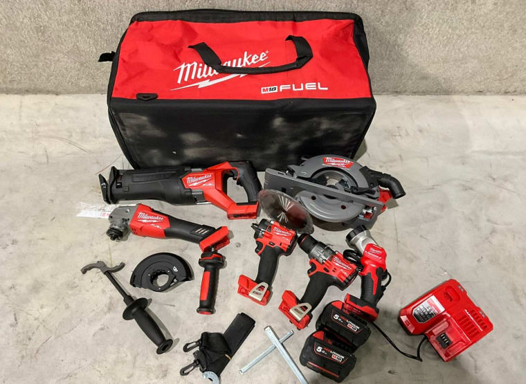 Milwaukee 6 top piece set