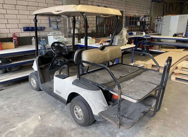 EZGO RXV Golfcart