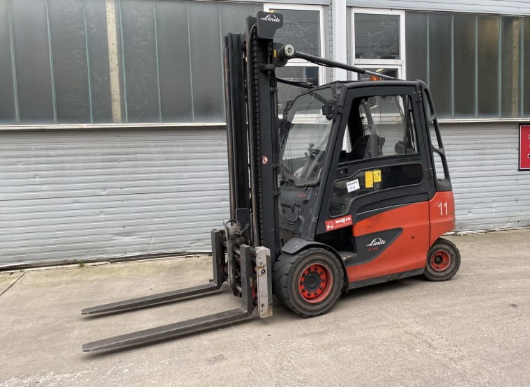 LINDE E 45 H-01/600 Electric stacker