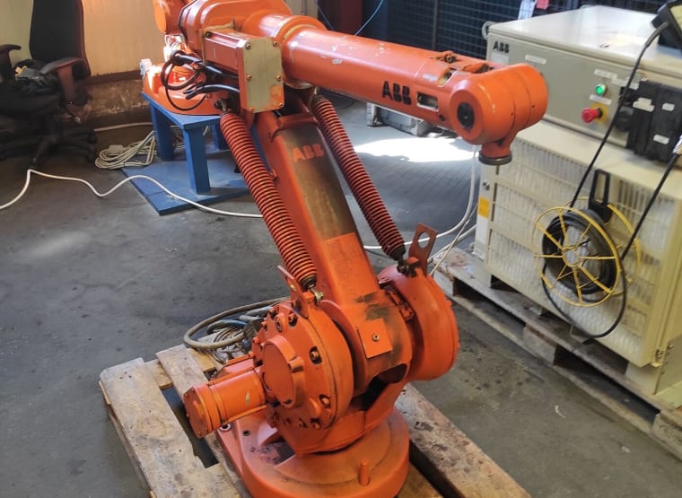 Robot industrial ABB IRB1400 M2000
