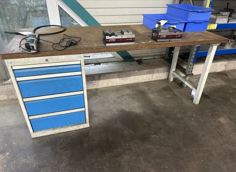 BEDRUNKA & HIRTH workbench with contents