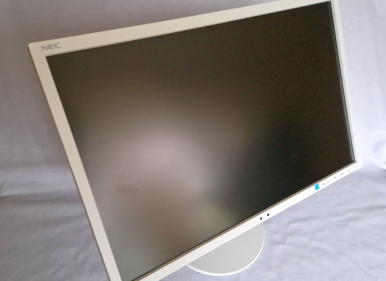NEC NEC MultiSync EA223WM LCD Monitor/ TFT