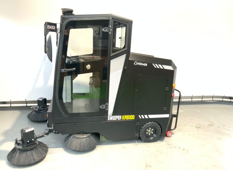 KREMER KRS 100 Sweeper with Cab