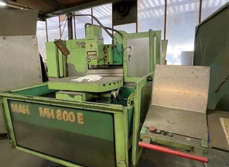 MAHO 800 E CNC Universalfräsmaschine
