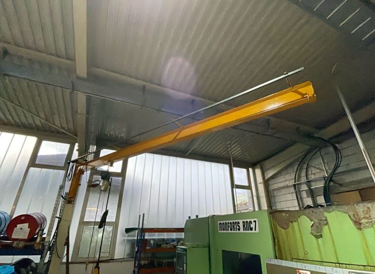 KAMO wall-mounted slewing jib crane