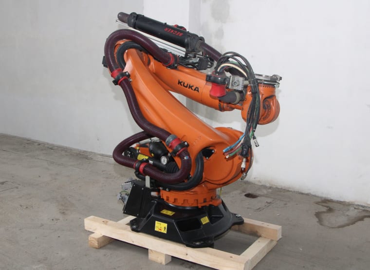 KUKA KR240 R2700 prime Endüstriyel robot
