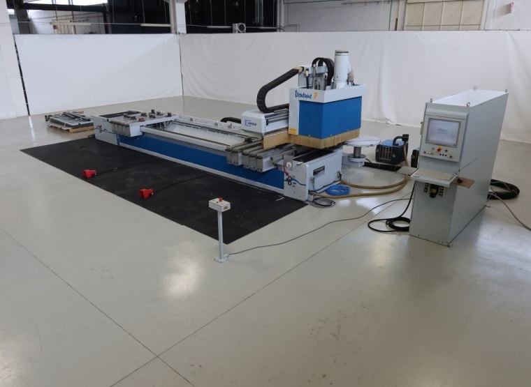 WEEKE OPTIMAT VENTURE 7 CNC Machine Centres With Pod And Rail