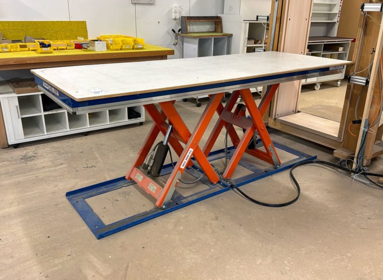 EDMOLIFT hydraulic lift table