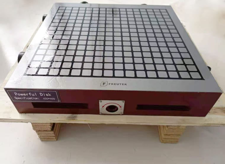 Piano magnetico 400 x 400 mm FREUTEK ATT0038