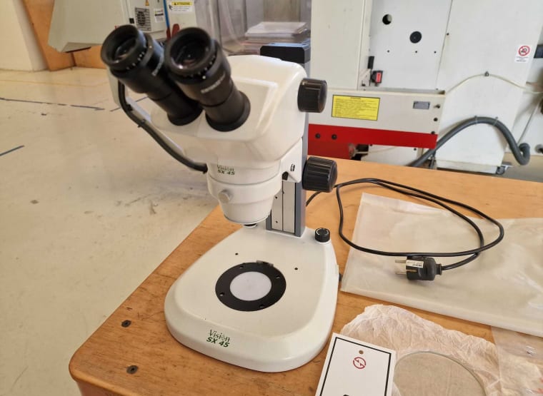 Microscópio VISION SX45