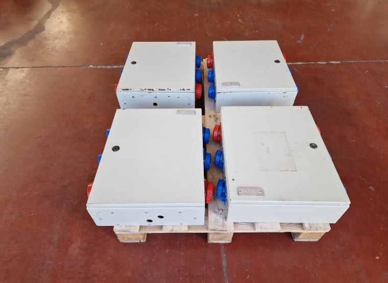 ELQUIS Lot of 4 Electric Panels