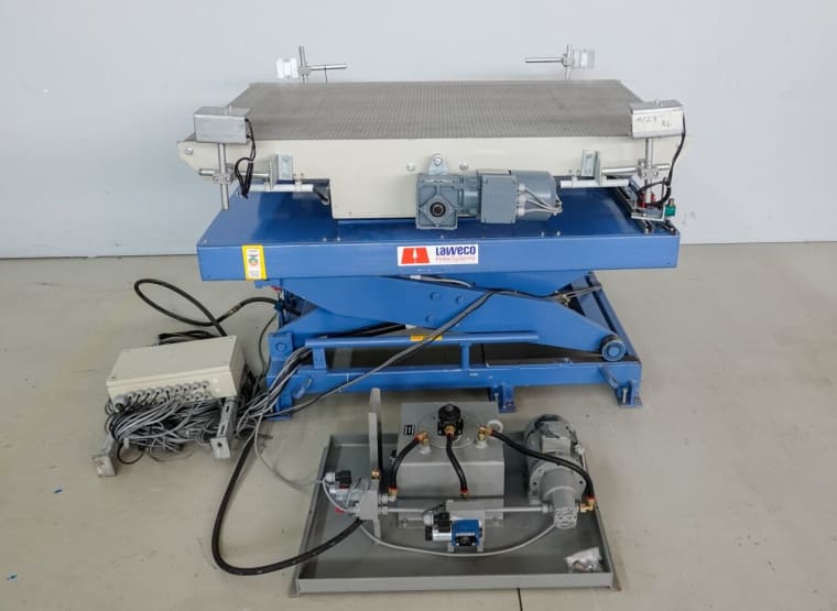 LAWECO Lifting table with rotating conveyor belt station