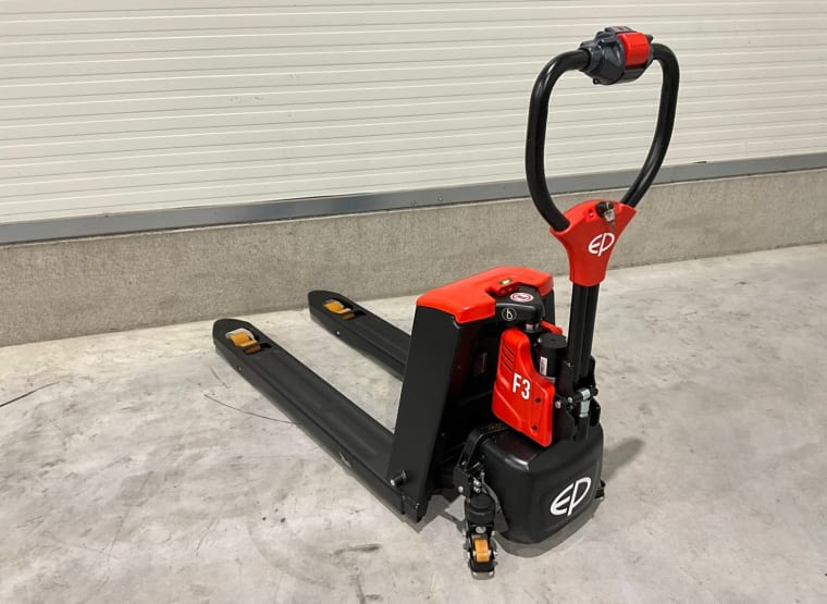 EP 4 x F3 + swivel EP F3 + wheels Electric pallet truck 4 pieces