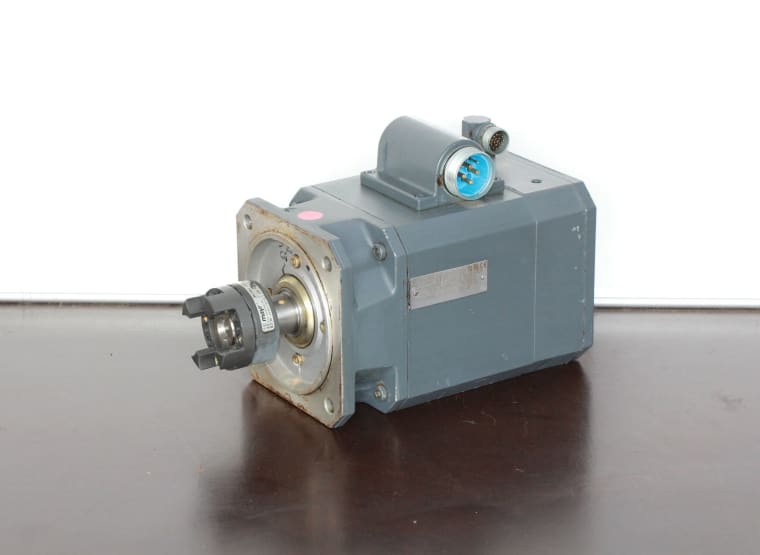 SIEMENS 1 FT6082-1AF71-1AG1 Servomotor