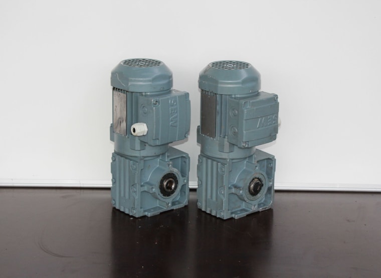 SEW EURODRIVE WA30/T DR63L6 Gear motor, 2 pcs