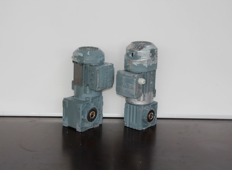 SEW EURODRIVE WA30/T DR63L6 Gear motor, 2 pcs