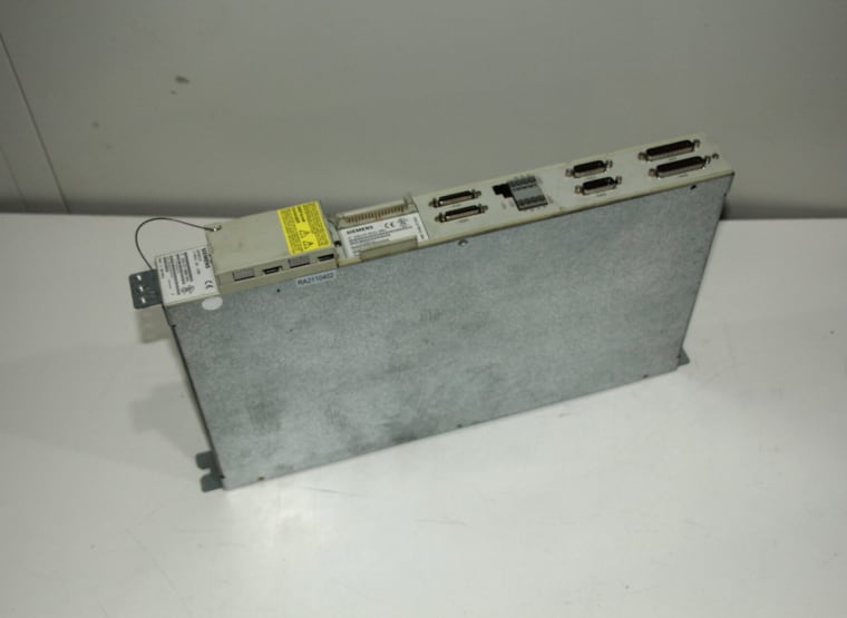 SIEMENS 6SN1123-1AB00-0HA1 Simodrive - Power module