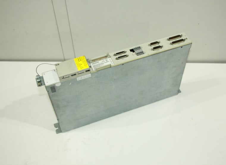 SIEMENS 6SN1118-0DH21-0AA1 Simodrive - Power module