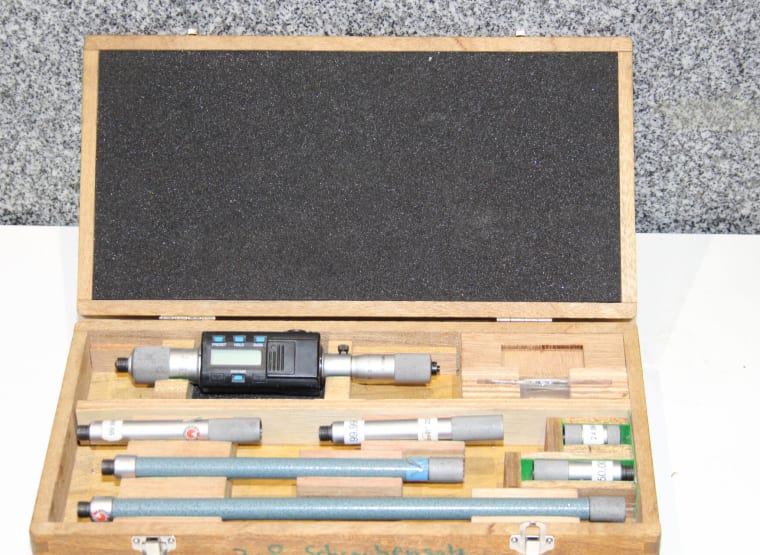 MITUTOYO digital internal micrometer sets