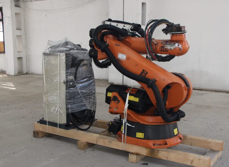 KUKA KR 210-2 2000 Endüstriyel robot