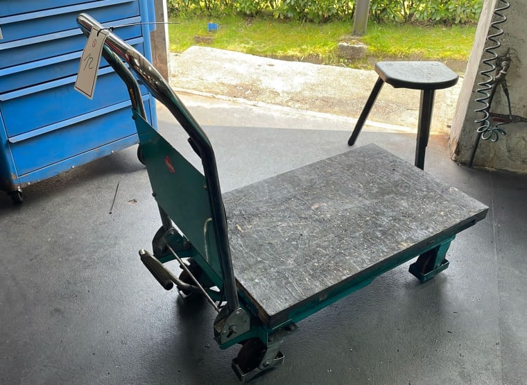 Chariot de transport/chariot d'atelier AMEISE