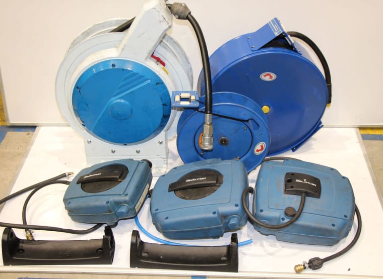 Compressed air hose reels