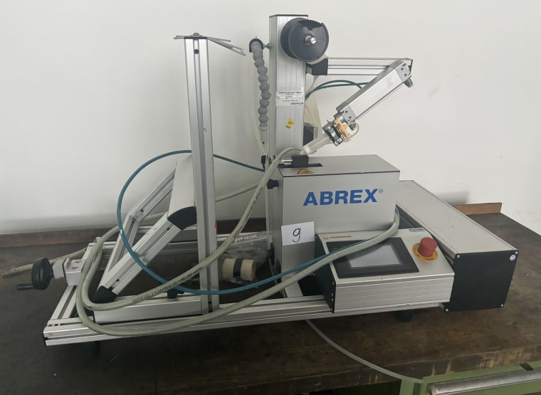 ABREX Line array abrasion testing device