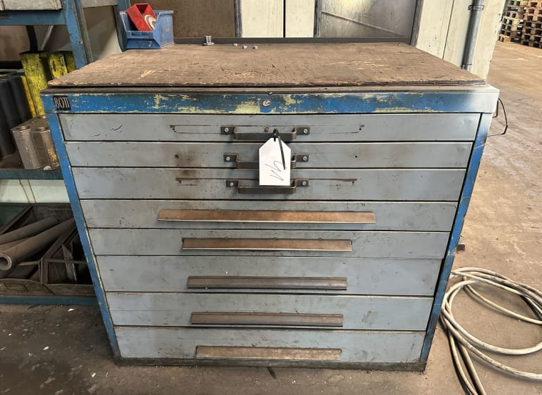 BOTT Workshop drawer cabinet with contents