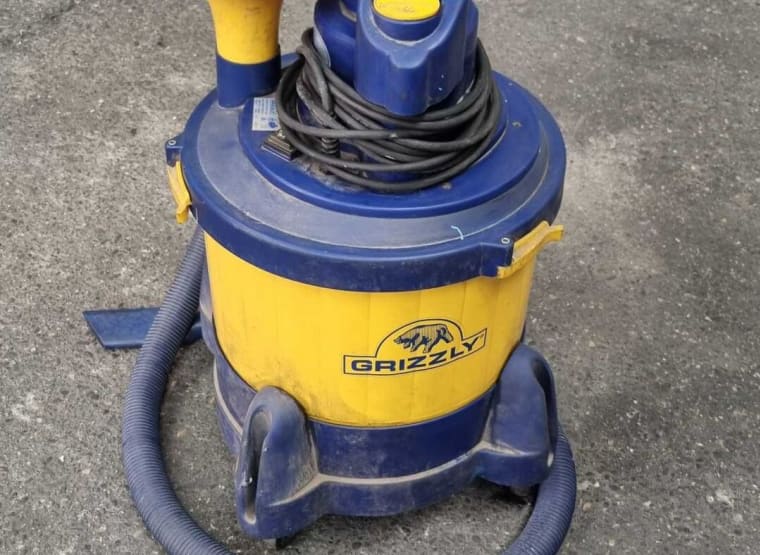 GRIZZLY AMON Vacuum Cleaner