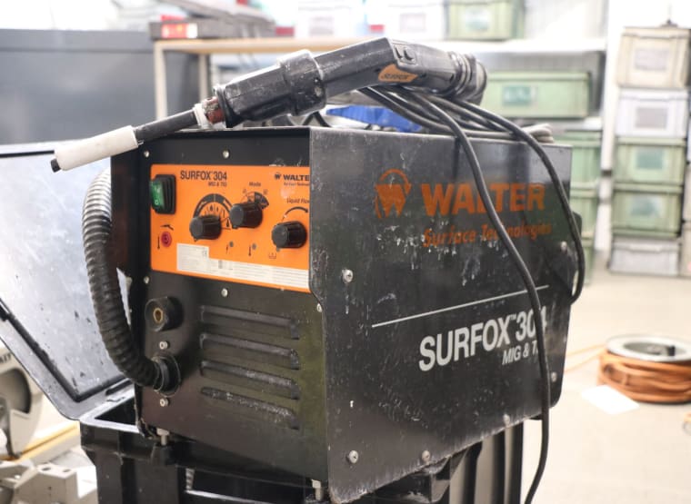 WALTER SURFOX 304 MIG welder