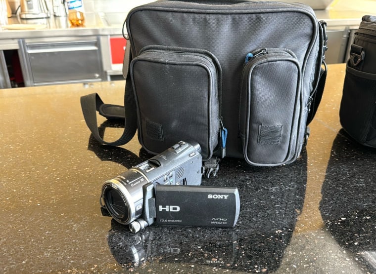 SONY HXR - MC50E handheld camcorder