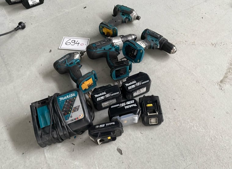 MAKITA Lot Akülü Aletler (4 adet)