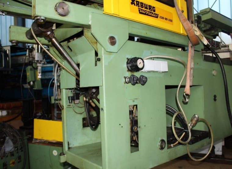ARBURG A220-350-90 H U-version Injection Moulding Machine