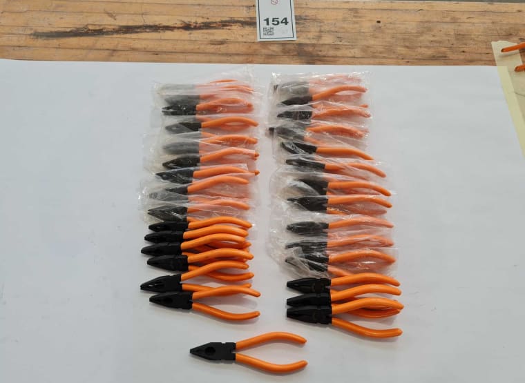 BETA 1150N-160 BETA 1150N-160 Pliers (30 pcs)