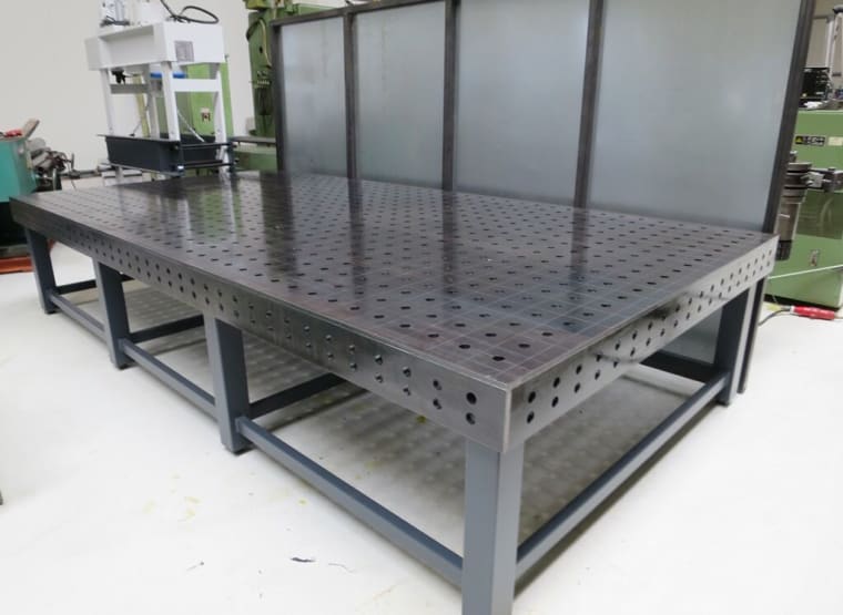 WMT P-4000 x 2000 Welding table / hole table
