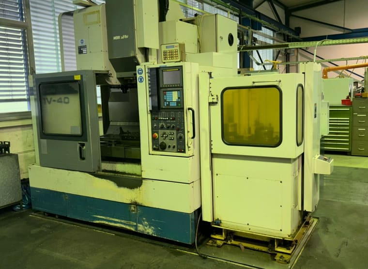 MORI SEIKI MV - 40B Vertikales Bearbeitungszentrum