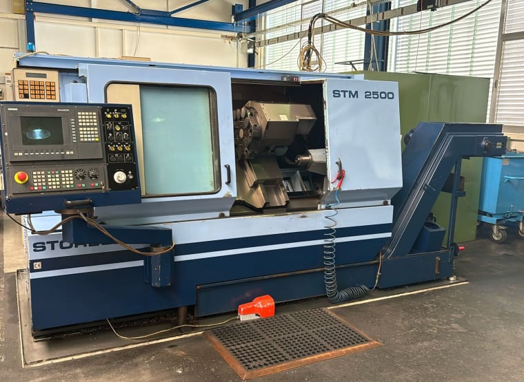 STOREBRO STM 2500 CNC-svarv