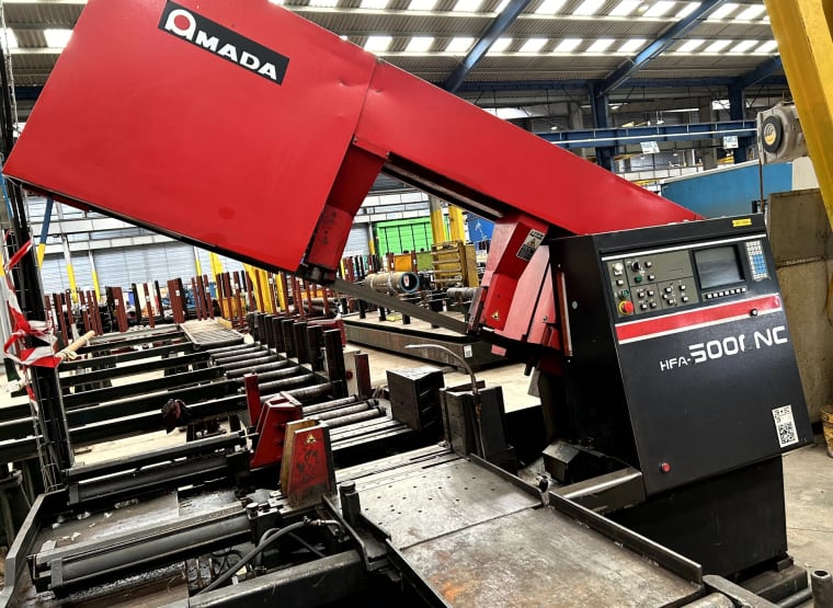 AMADA HFA 500 Automatska pila i sistem za piljenje