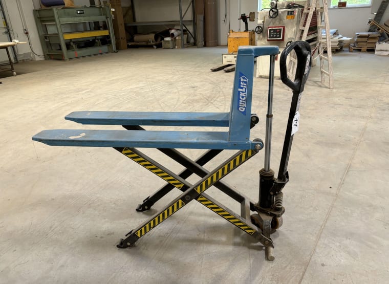 QUICKLIFT Scissor hand pallet truck