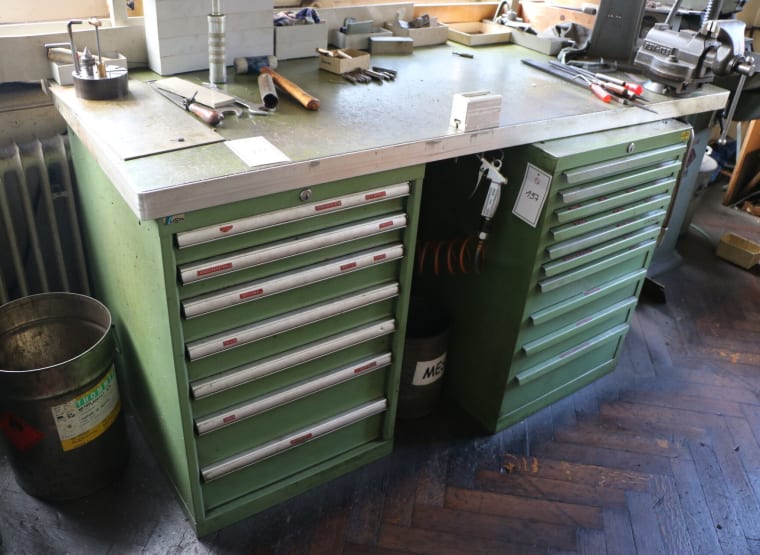 Workbench with contents