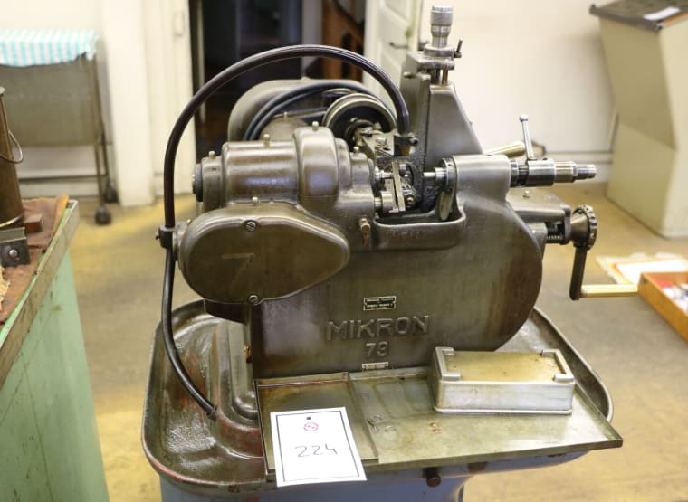 MIKRON 79 Gear hobbing and thread milling machine