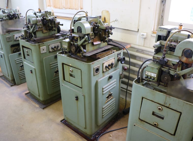 WYSSBROD 125 II A Gear cutting machine