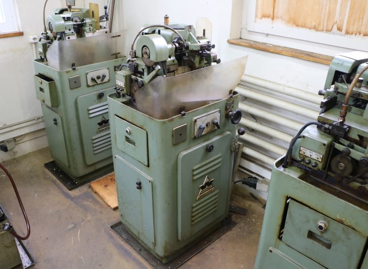 WYSSBROD 125 II A Gear cutting machine