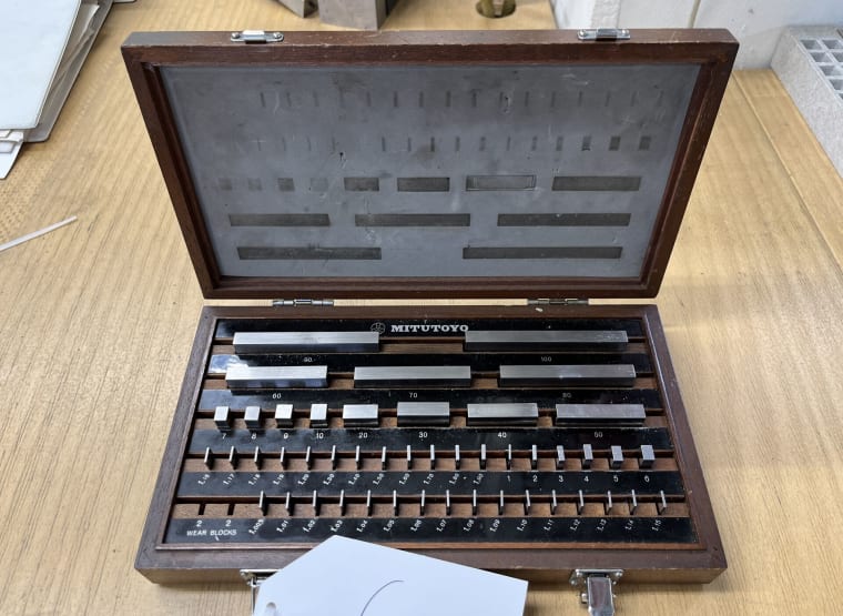 MITUTOYO Gauge block box