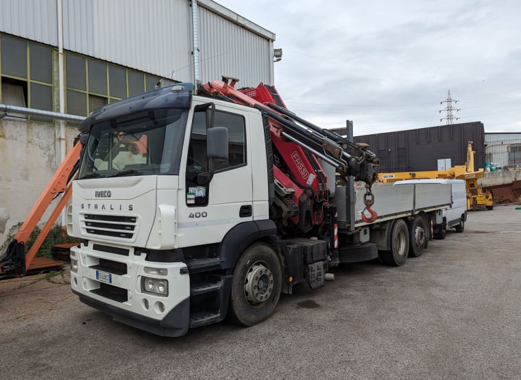 Camión IVECO/FASSI MAGIRUS A260 s - F415 a/455AXP25