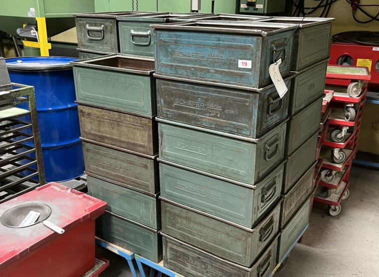 Lot Schäfer boxes