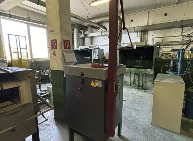 NABERTHERM S175L Hardening oven